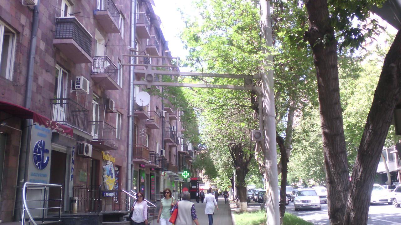 Apartments On Sayat-Nova 14 Yerevan Exterior foto